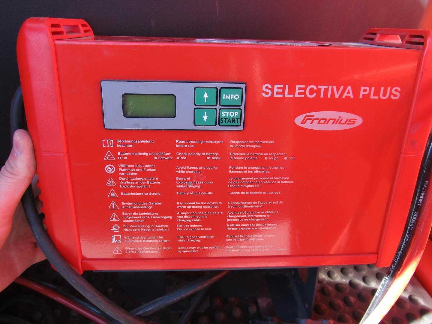 Used Forklift Linde T20SP/131 EE Žemo kėlimo krautuvas su vairuotojo stovu (ar keleivio platforma) (Image 6) Used Forklift Linde T20SP/131 EE Žemo kėlimo krautuvas su vairuotojo stovu (ar keleivio platforma) (Image 6)