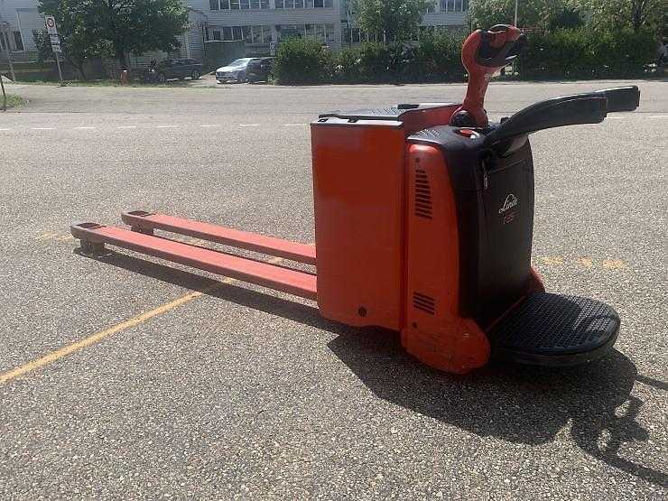 Used Forklift Linde T20 AP / UT 046 Žemo kėlimo krautuvas su vairuotojo stovu (ar keleivio platforma) (Image 1) Used Forklift Linde T20 AP / UT 046 Žemo kėlimo krautuvas su vairuotojo stovu (ar keleivio platforma) (Image 1)