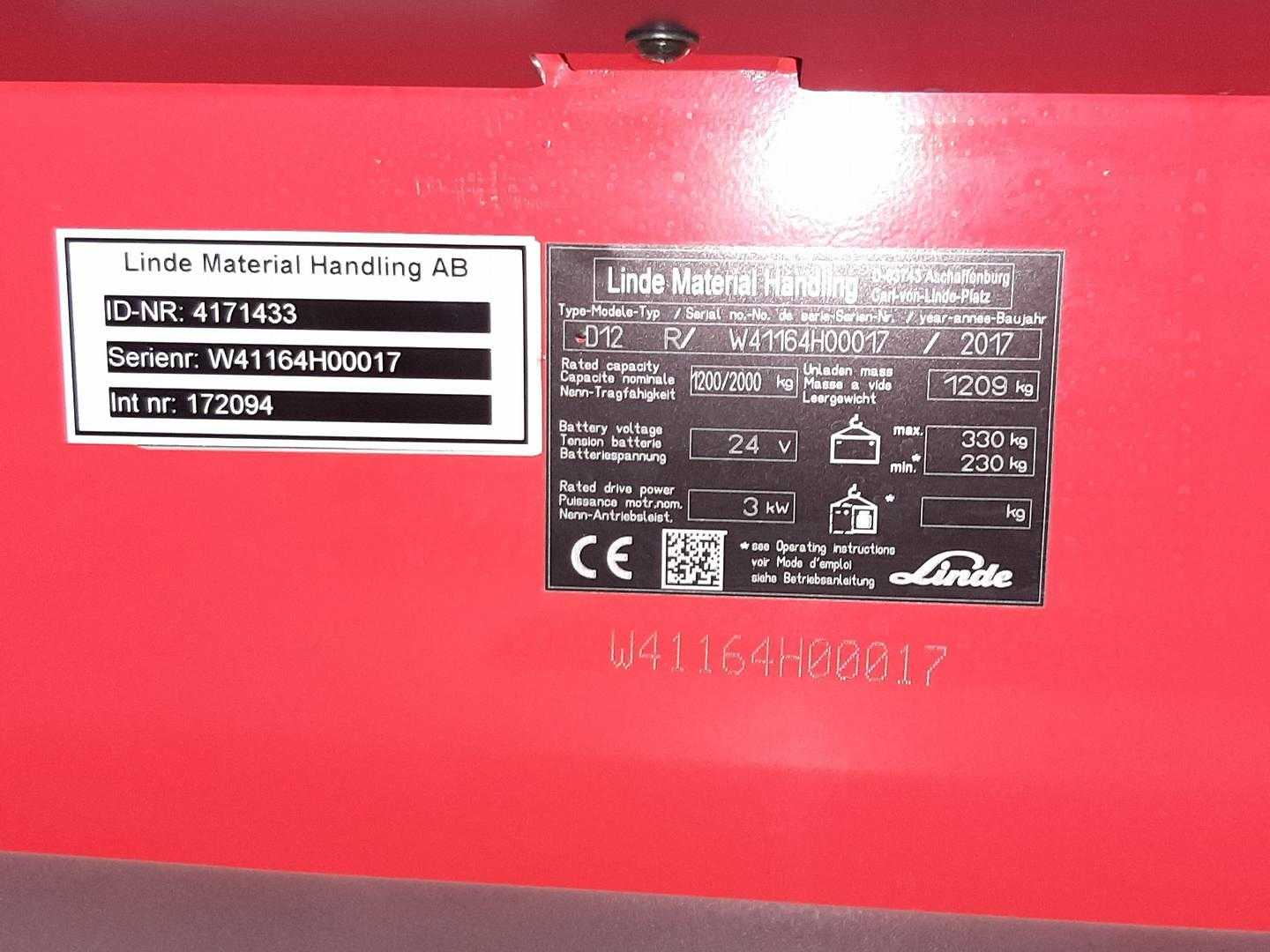 Used Forklift Linde D12R - Som ny 16tim Žemo kėlimo krautuvas su vairuotojo stovu (ar keleivio platforma) (Image 4) Used Forklift Linde D12R - Som ny 16tim Žemo kėlimo krautuvas su vairuotojo stovu (ar keleivio platforma) (Image 4)