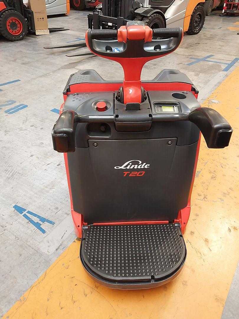 Used Forklift Linde T20 AP Žemo kėlimo krautuvas su vairuotojo stovu (ar keleivio platforma) (Image 1) Used Forklift Linde T20 AP Žemo kėlimo krautuvas su vairuotojo stovu (ar keleivio platforma) (Image 1)