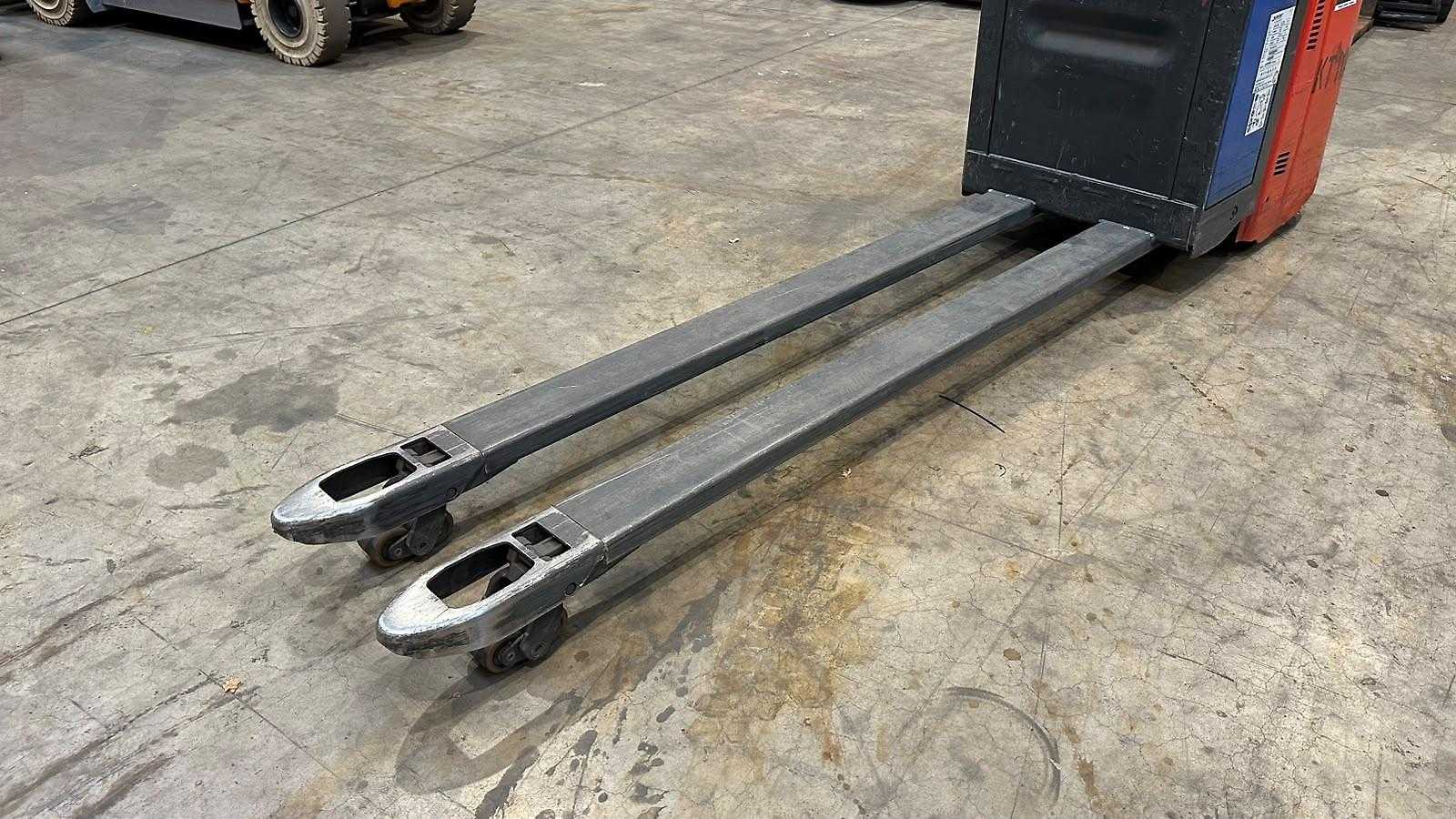 Used Forklift Linde T 20 SP Žemo kėlimo krautuvas su vairuotojo stovu (ar keleivio platforma) (Image 3)