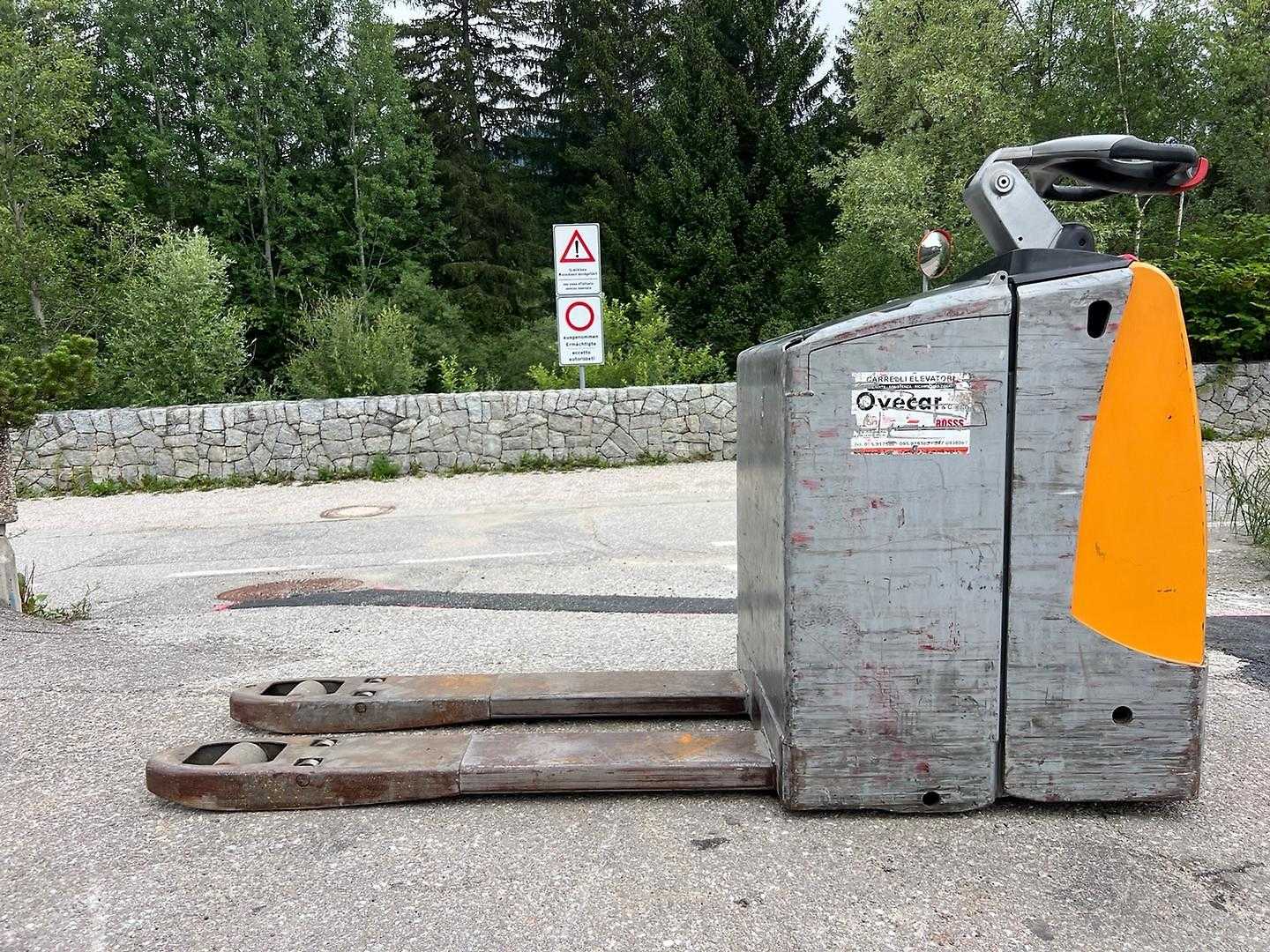 Used Forklift STILL EXU SF 20 Žemo kėlimo krautuvas su vairuotojo stovu (ar keleivio platforma) (Image 5) Used Forklift STILL EXU SF 20 Žemo kėlimo krautuvas su vairuotojo stovu (ar keleivio platforma) (Image 5)