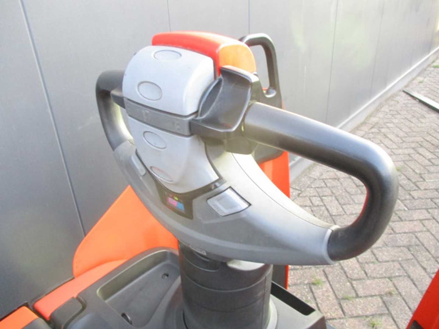 Used Forklift Toyota LPE250 Žemo kėlimo krautuvas su vairuotojo stovu (ar keleivio platforma) (Image 7)