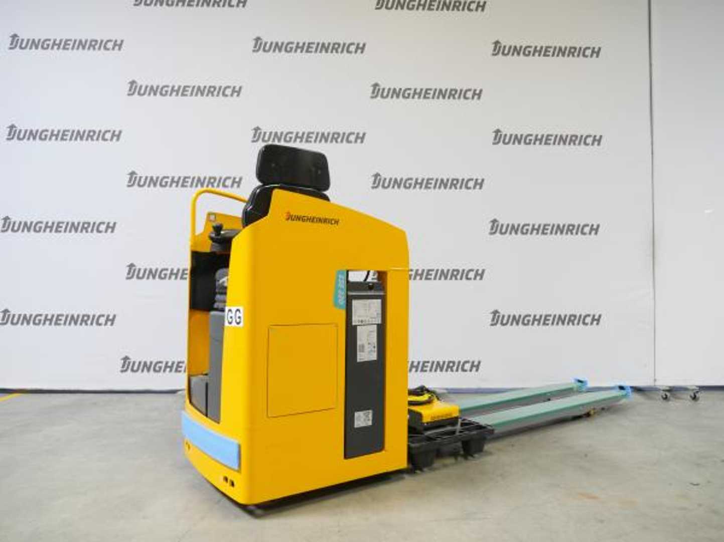 Used Forklift Jungheinrich ESE 220 240-54 Žemo kėlimo krautuvas su vairuotojo sėdyne (Image 2) Used Forklift Jungheinrich ESE 220 240-54 Žemo kėlimo krautuvas su vairuotojo sėdyne (Image 2)
