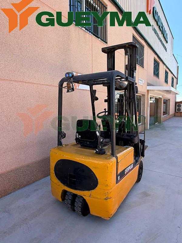 Used Forklift Caterpillar EP18KT (6.500 mm.) 3 riteņu dakšu iekrāvējs (Image 3) Used Forklift Caterpillar EP18KT (6.500 mm.) 3 riteņu dakšu iekrāvējs (Image 3)