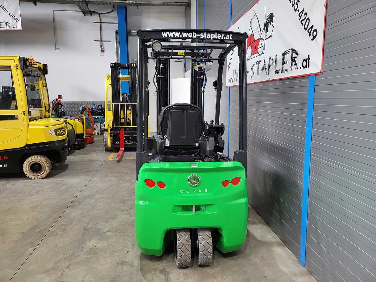 Used Forklift Cesab B316II 3 riteņu dakšu iekrāvējs (Image 6) Used Forklift Cesab B316II 3 riteņu dakšu iekrāvējs (Image 6)