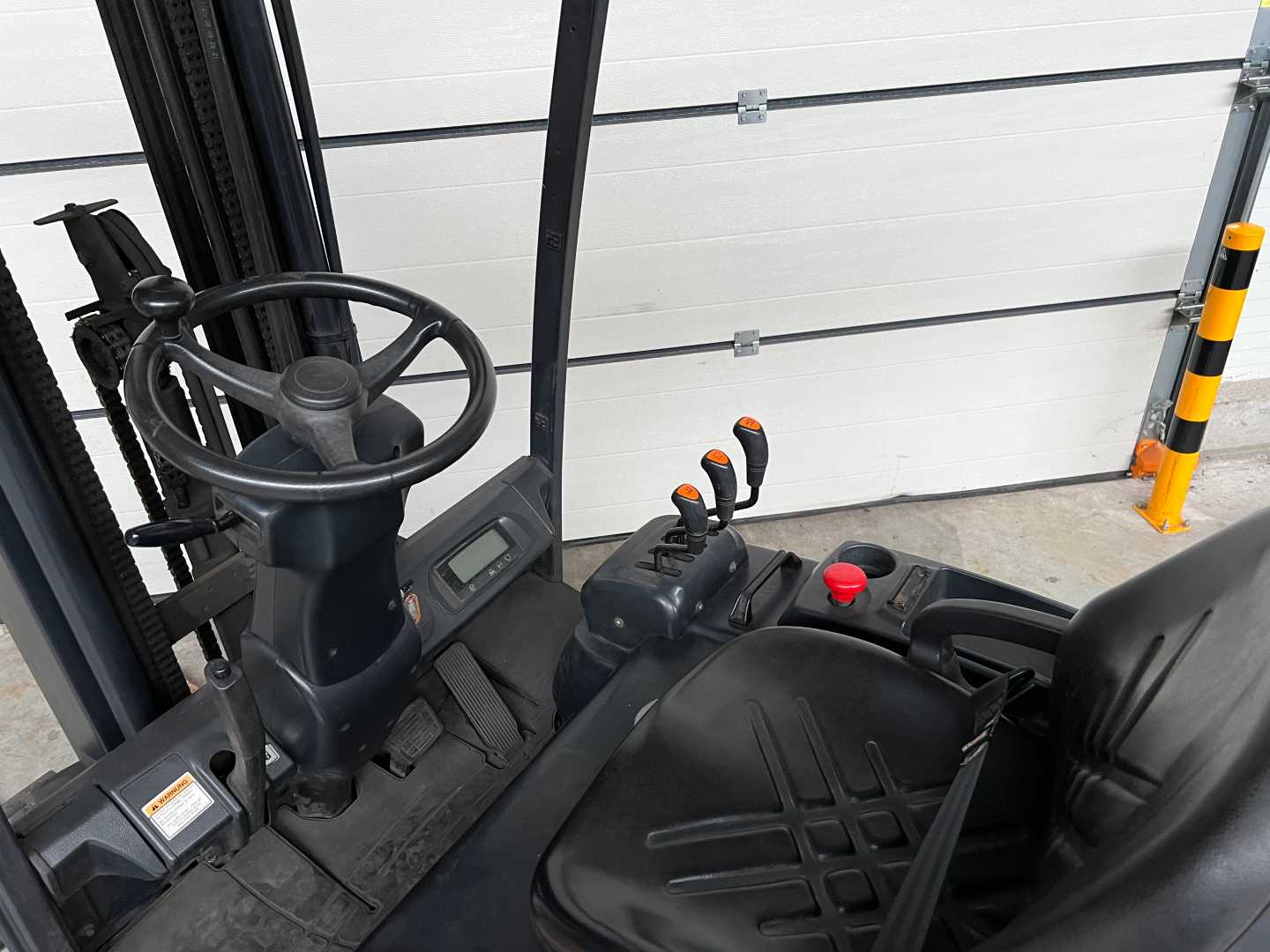 Used Forklift Doosan B18T-5 3 riteņu dakšu iekrāvējs (Image 3) Used Forklift Doosan B18T-5 3 riteņu dakšu iekrāvējs (Image 3)