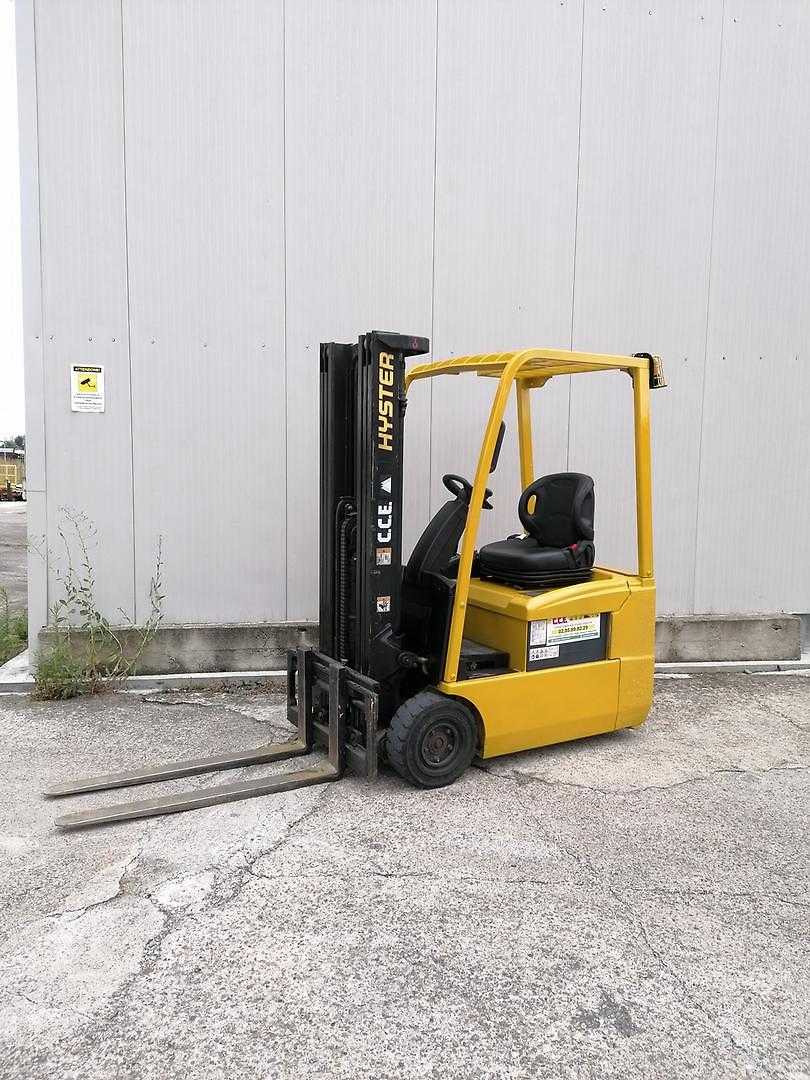 Used Forklift Hyster J1.60XMT 3 riteņu dakšu iekrāvējs (Image 1) Used Forklift Hyster J1.60XMT 3 riteņu dakšu iekrāvējs (Image 1)