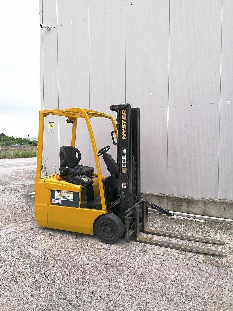 Used Forklift Hyster J1.60XMT 3 riteņu dakšu iekrāvējs (Image 3) Used Forklift Hyster J1.60XMT 3 riteņu dakšu iekrāvējs (Image 3)
