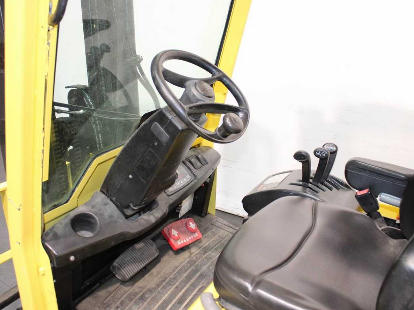 Used Forklift Hyster J 2.00 XMT 3 riteņu dakšu iekrāvējs (Image 4)
