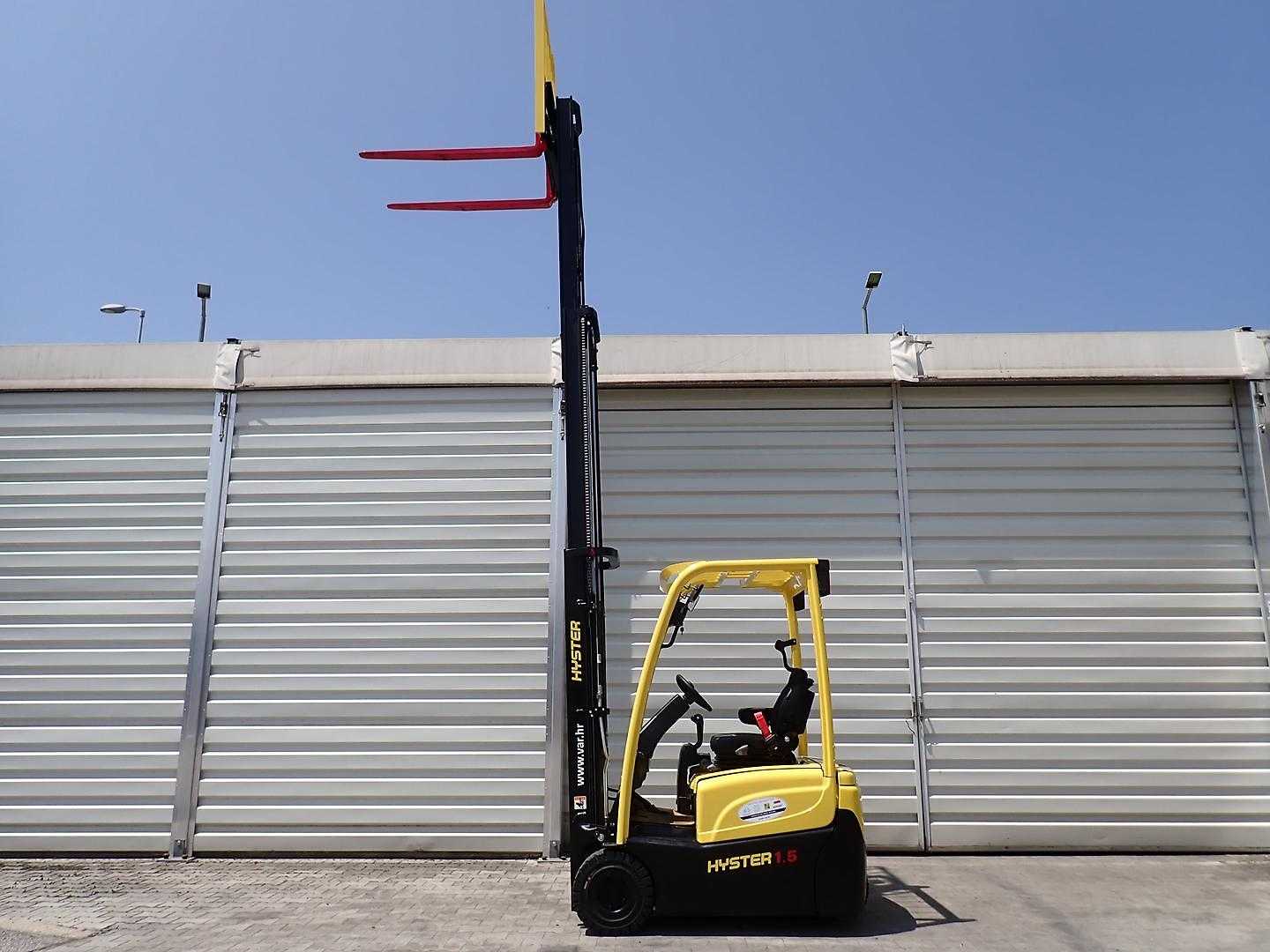 Used Forklift Hyster J1.5XNT 3 riteņu dakšu iekrāvējs (Image 9)