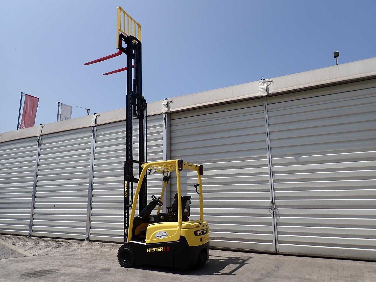 Used Forklift Hyster J1.5XNT 3 riteņu dakšu iekrāvējs (Image 10)
