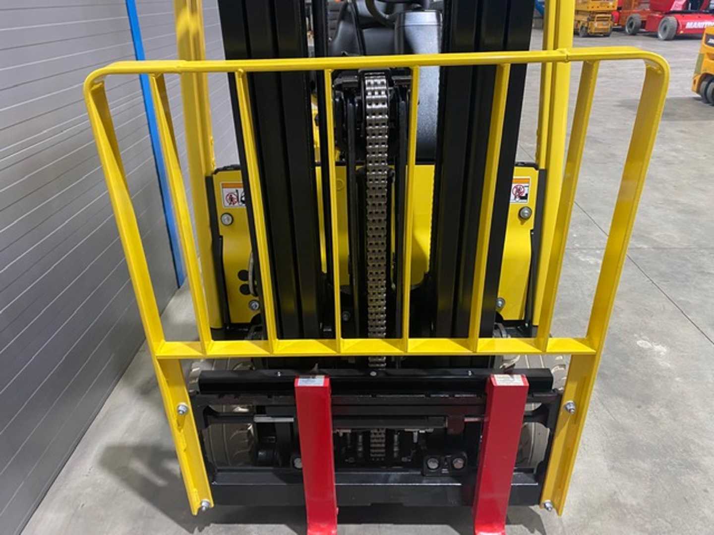 Used Forklift Hyster J1.8XNT MWB 3 riteņu dakšu iekrāvējs (Image 3) Used Forklift Hyster J1.8XNT MWB 3 riteņu dakšu iekrāvējs (Image 3)