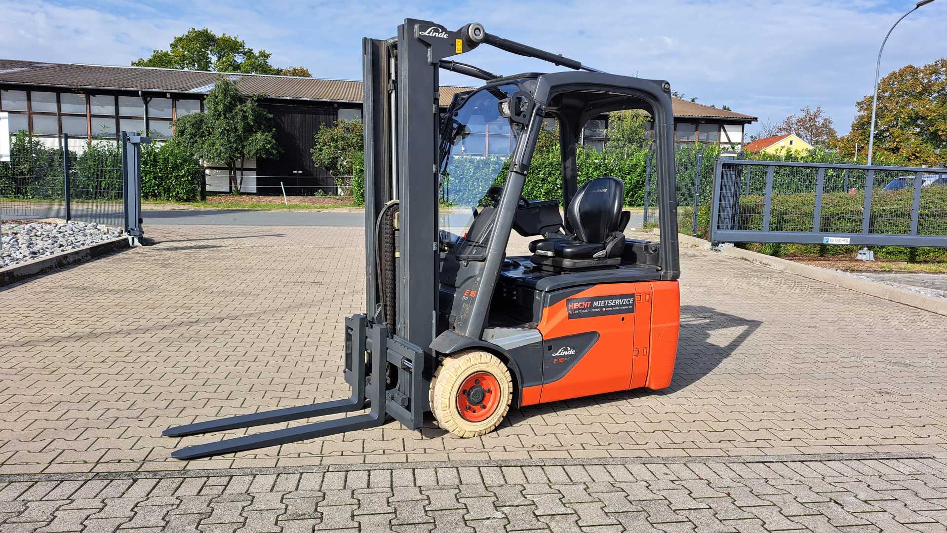 Used Forklift Linde E16- Batterie 2020! 3 riteņu dakšu iekrāvējs (Image 10) Used Forklift Linde E16- Batterie 2020! 3 riteņu dakšu iekrāvējs (Image 10)
