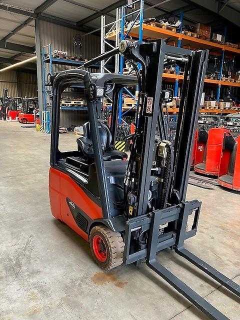 Used Forklift Linde E16C 3 riteņu dakšu iekrāvējs (Image 12) Used Forklift Linde E16C 3 riteņu dakšu iekrāvējs (Image 12)