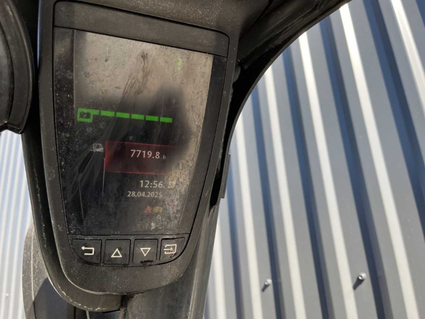 Used Forklift Linde E18-02 3 riteņu dakšu iekrāvējs (Image 6) Used Forklift Linde E18-02 3 riteņu dakšu iekrāvējs (Image 6)