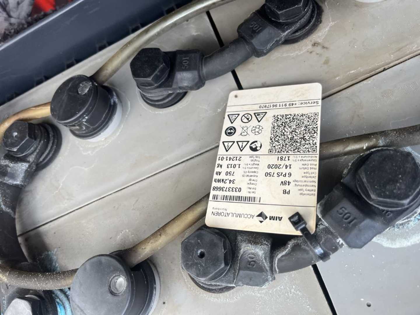 Used Forklift Linde E20L-02 3 riteņu dakšu iekrāvējs (Image 7) Used Forklift Linde E20L-02 3 riteņu dakšu iekrāvējs (Image 7)
