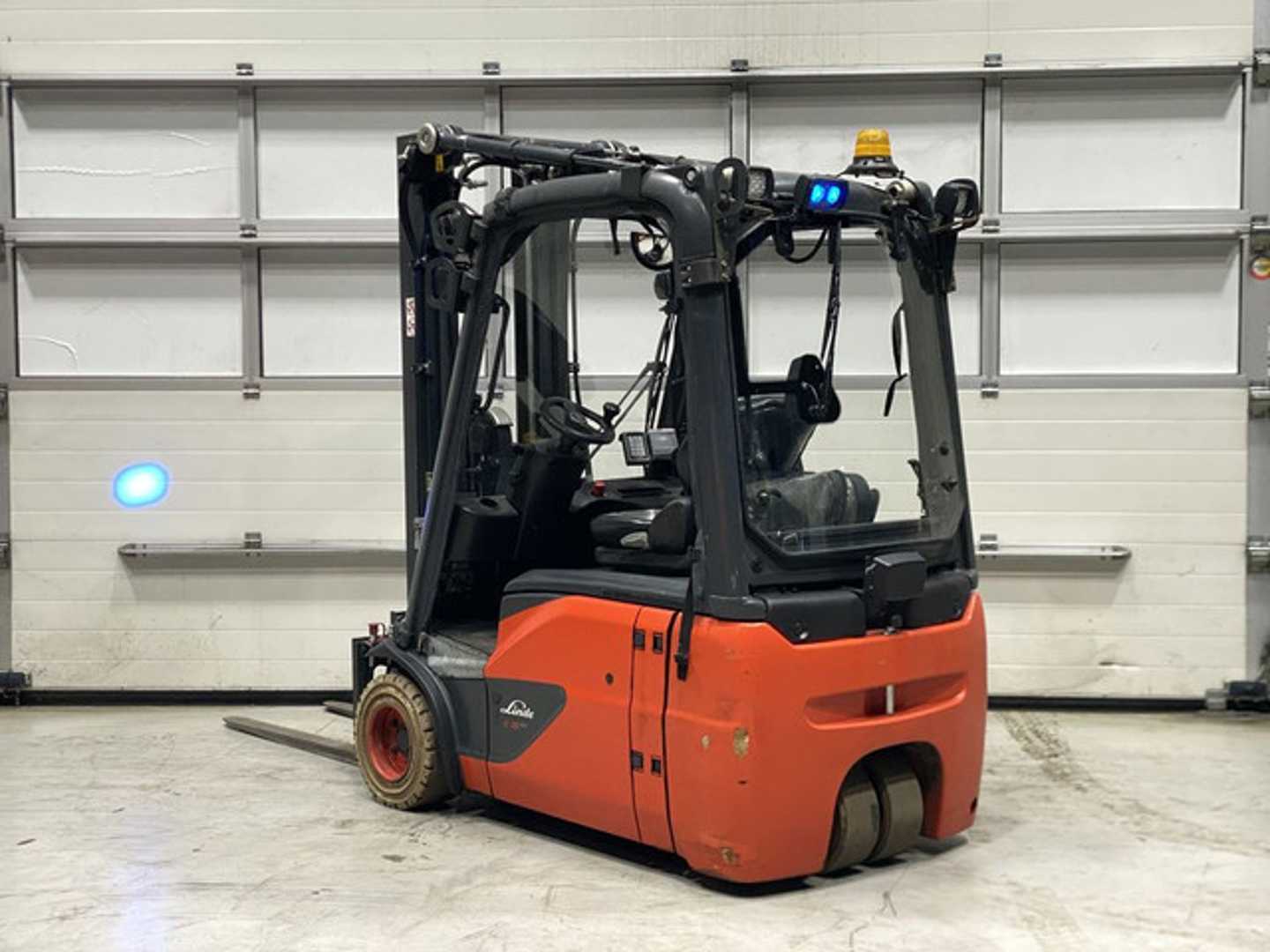 Used Forklift Linde E18-02 3 riteņu dakšu iekrāvējs (Image 3)