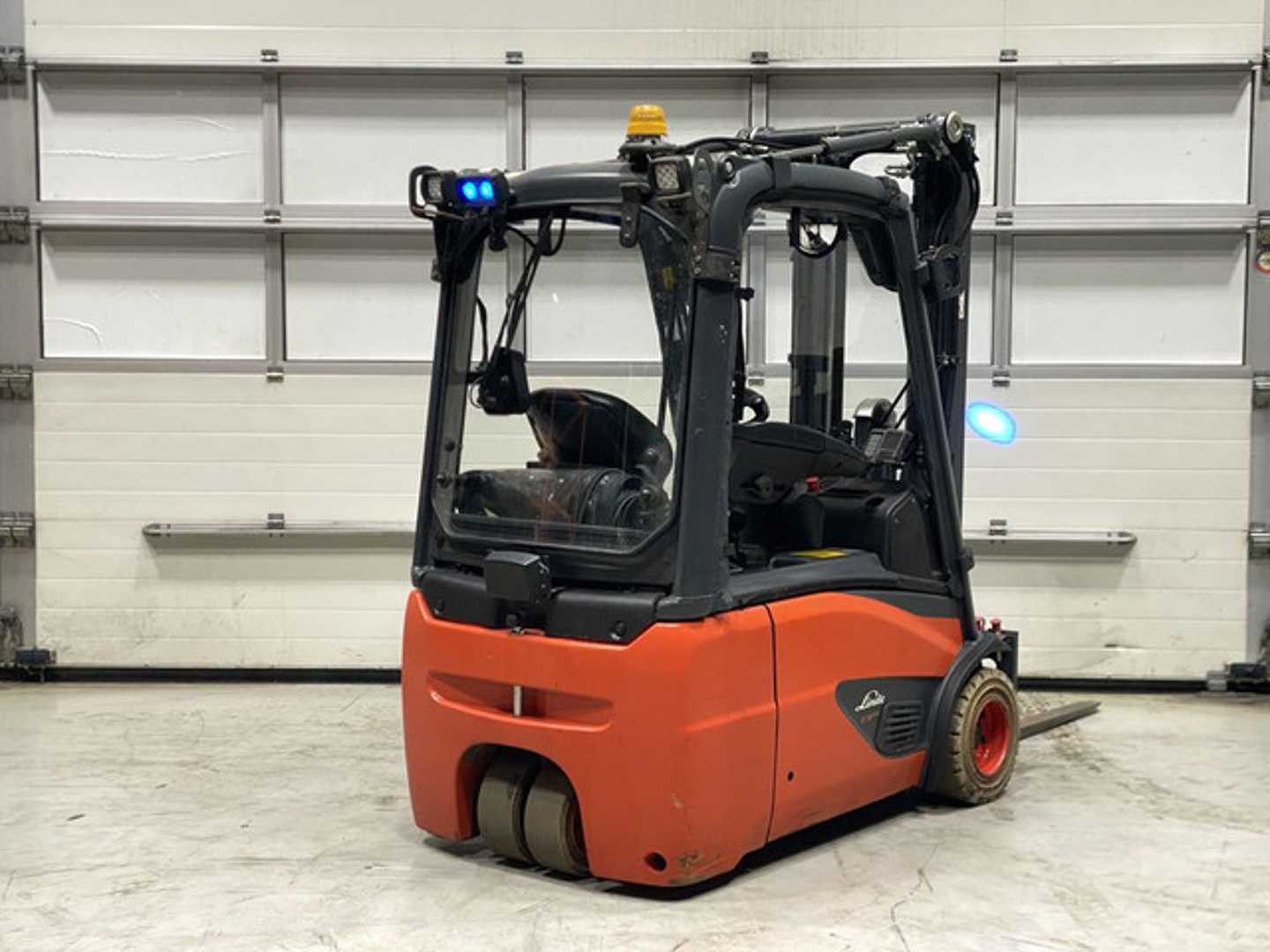 Used Forklift Linde E18-02 3 riteņu dakšu iekrāvējs (Image 4)