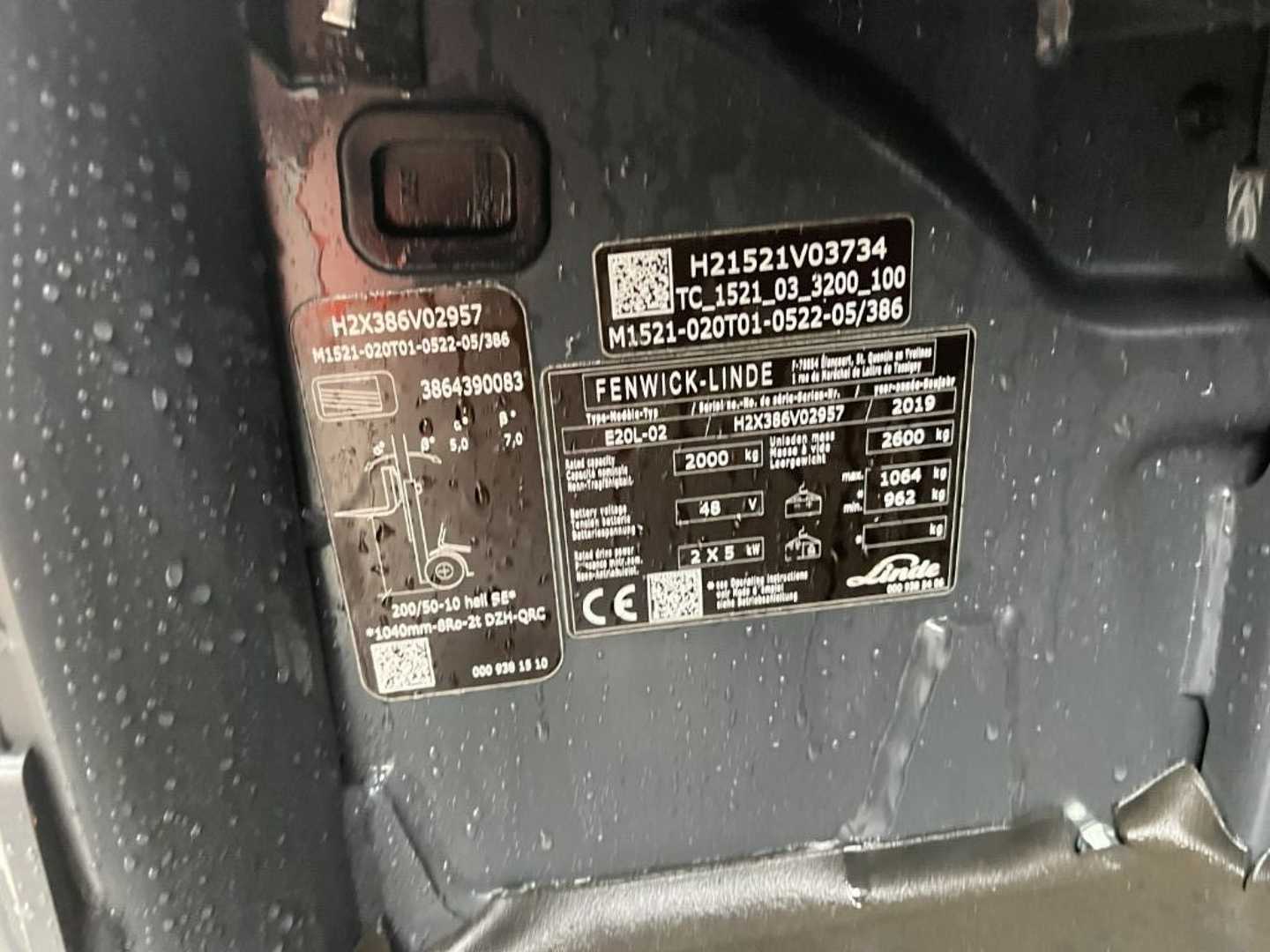 Used Forklift Linde E20L-02 3 riteņu dakšu iekrāvējs (Image 4) Used Forklift Linde E20L-02 3 riteņu dakšu iekrāvējs (Image 4)