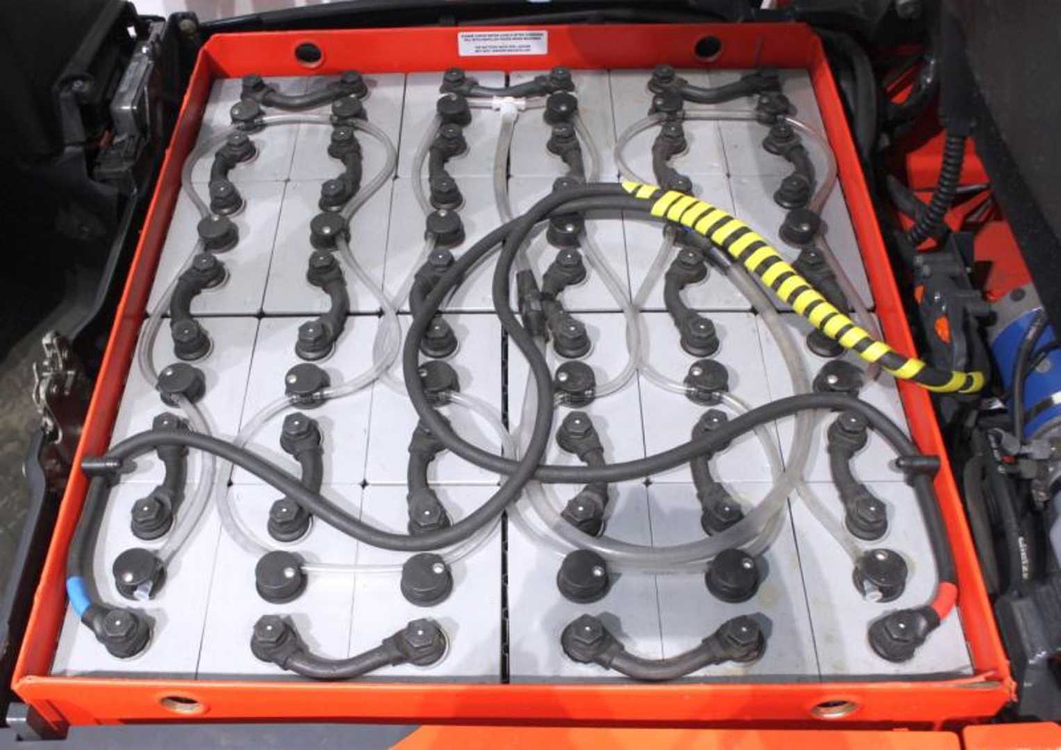 Used Forklift Linde E 18 L EVO 386-02 3 riteņu dakšu iekrāvējs (Image 6)