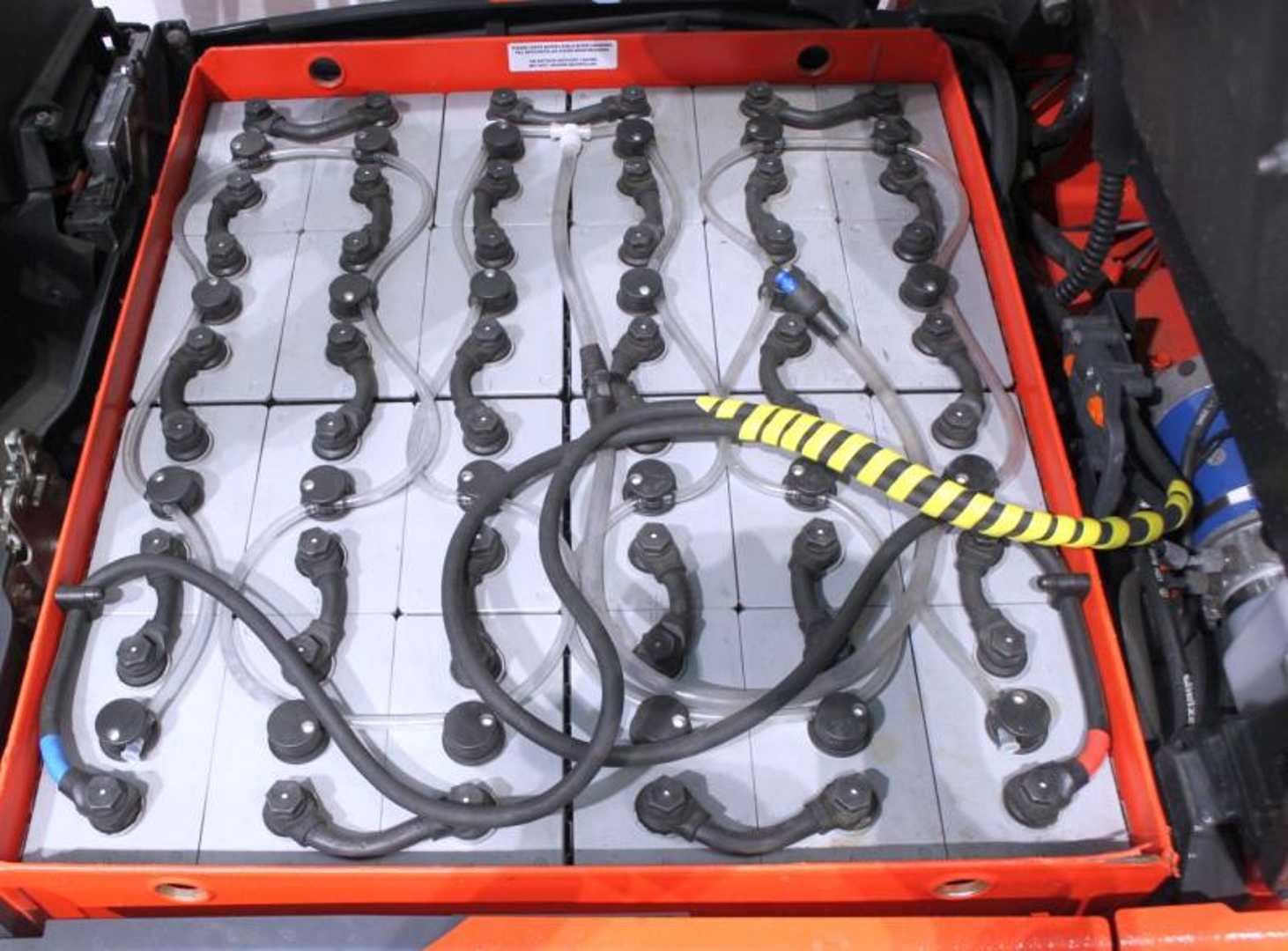 Used Forklift Linde E 18 L EVO 386-02 3 riteņu dakšu iekrāvējs (Image 6)