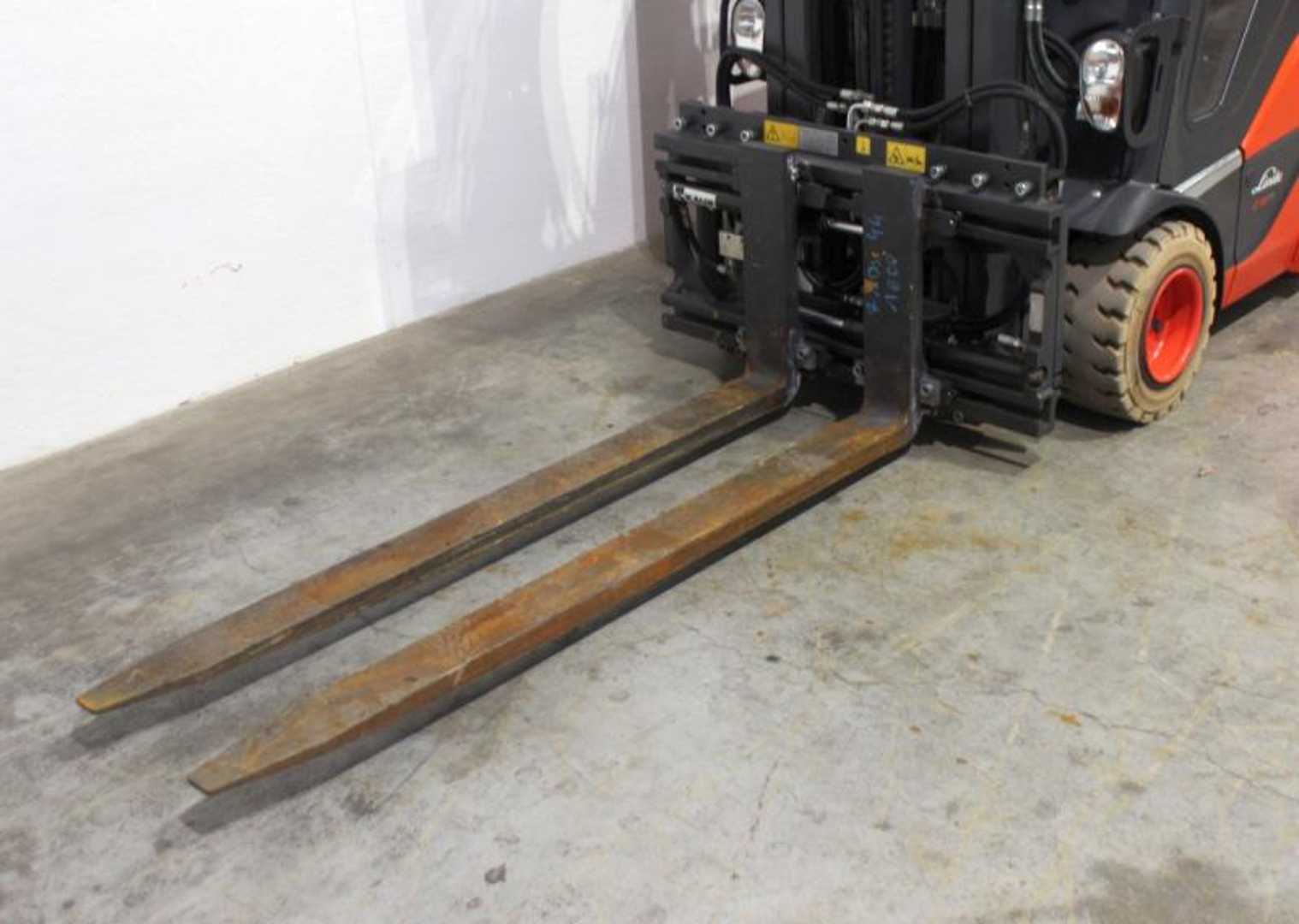 Used Forklift Linde E 18 L EVO 386-02 3 riteņu dakšu iekrāvējs (Image 8)