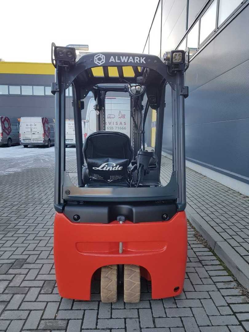 Used Forklift Linde E14 3 riteņu dakšu iekrāvējs (Image 3)