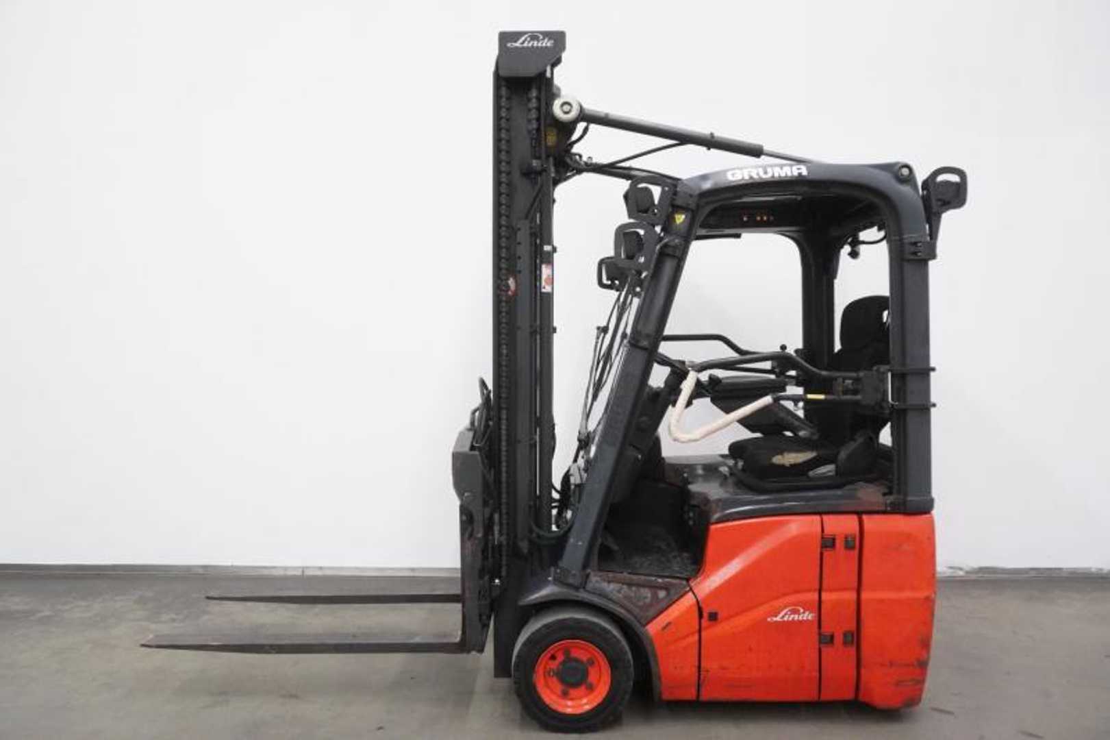 Used Forklift Linde E 12 386 3 riteņu dakšu iekrāvējs (Image 4)