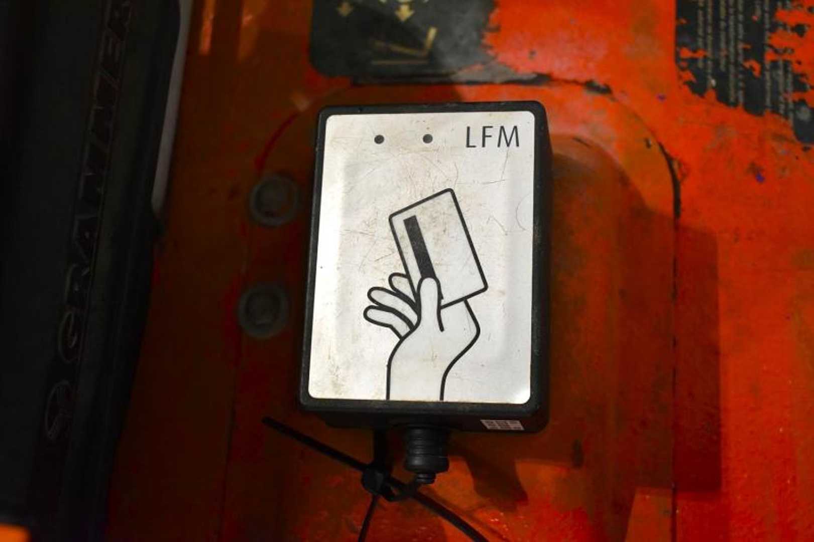 Used Forklift Linde E 12 Z 324-02 3 riteņu dakšu iekrāvējs (Image 10)