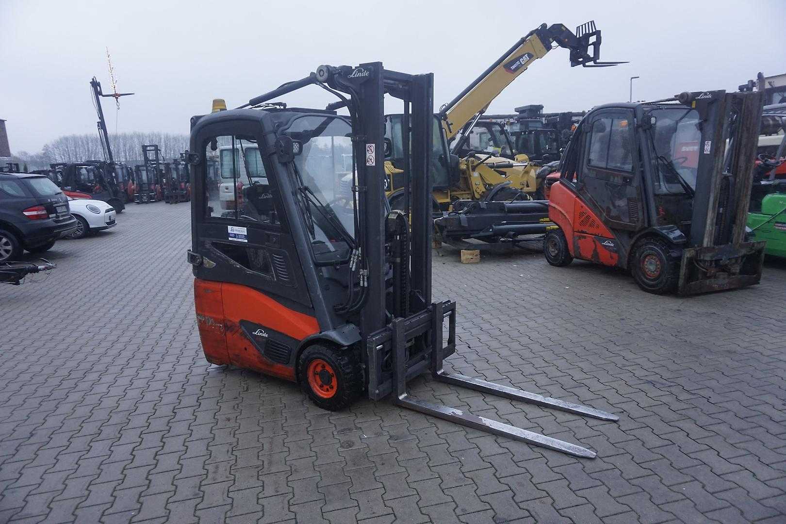 Used Forklift Linde E 15-02 - 5.063 Stunden 3 riteņu dakšu iekrāvējs (Image 5) Used Forklift Linde E 15-02 - 5.063 Stunden 3 riteņu dakšu iekrāvējs (Image 5)