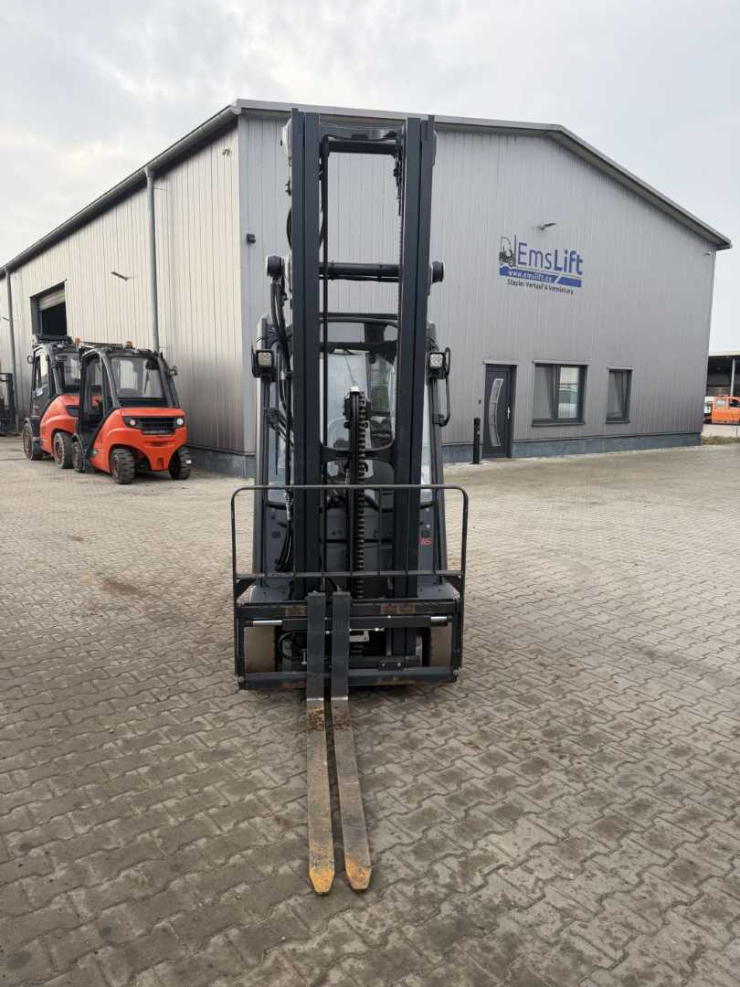Used Forklift Linde E16L-02 3 riteņu dakšu iekrāvējs (Image 2) Used Forklift Linde E16L-02 3 riteņu dakšu iekrāvējs (Image 2)