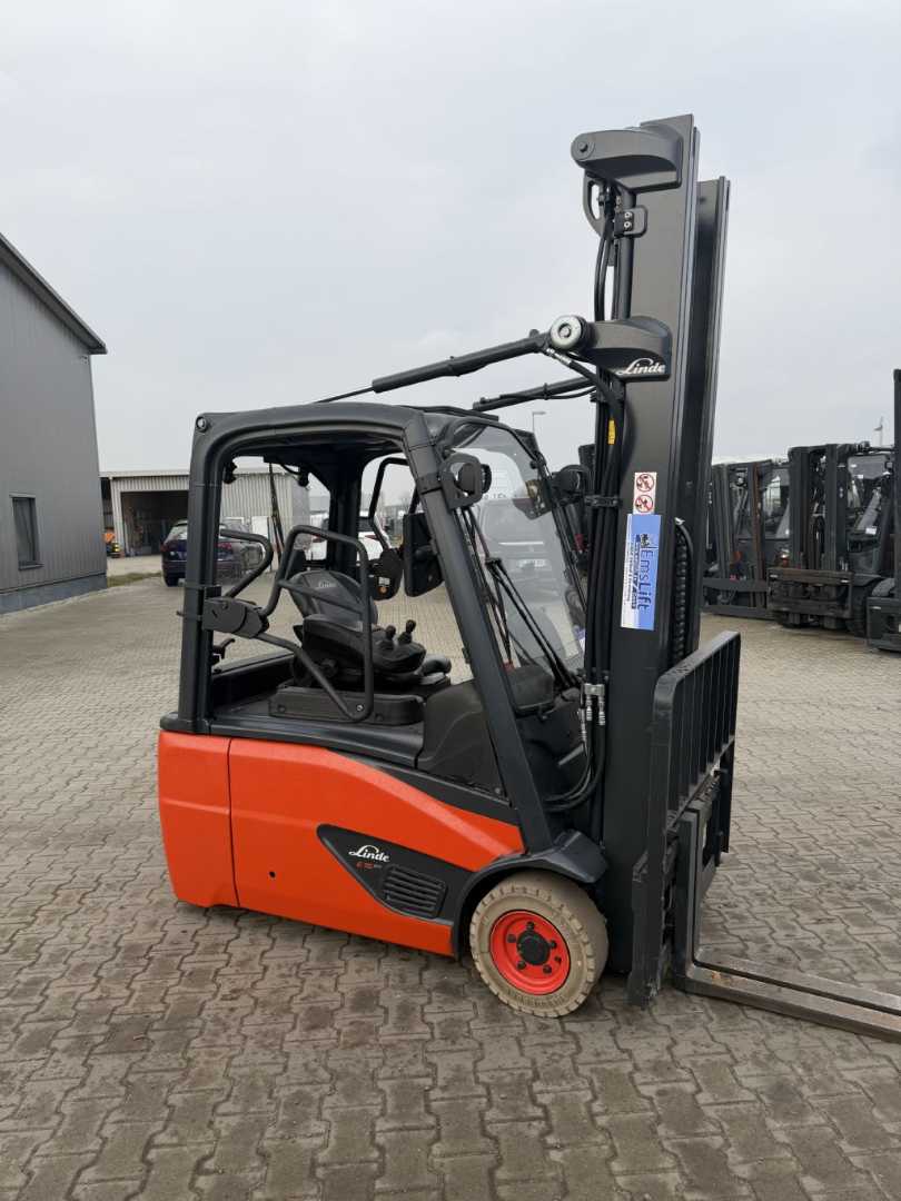 Used Forklift Linde E16L-02 3 riteņu dakšu iekrāvējs (Image 3) Used Forklift Linde E16L-02 3 riteņu dakšu iekrāvējs (Image 3)