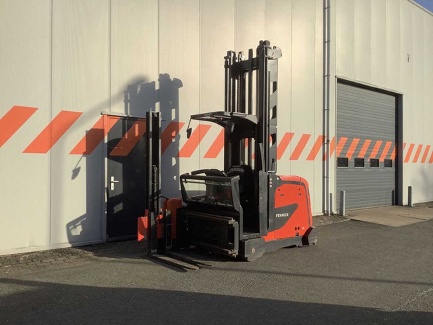 Used Forklift Linde K 3 riteņu dakšu iekrāvējs (Image 5) Used Forklift Linde K 3 riteņu dakšu iekrāvējs (Image 5)