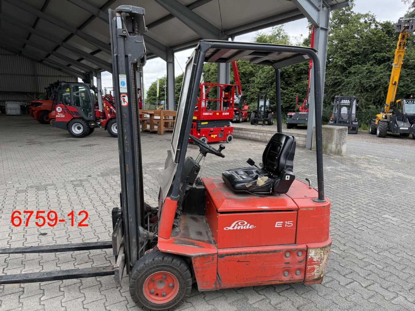 Used Forklift Linde E 15 3 riteņu dakšu iekrāvējs (Image 2) Used Forklift Linde E 15 3 riteņu dakšu iekrāvējs (Image 2)