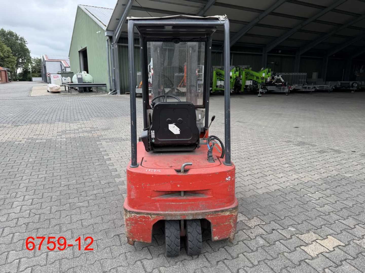 Used Forklift Linde E 15 3 riteņu dakšu iekrāvējs (Image 4) Used Forklift Linde E 15 3 riteņu dakšu iekrāvējs (Image 4)