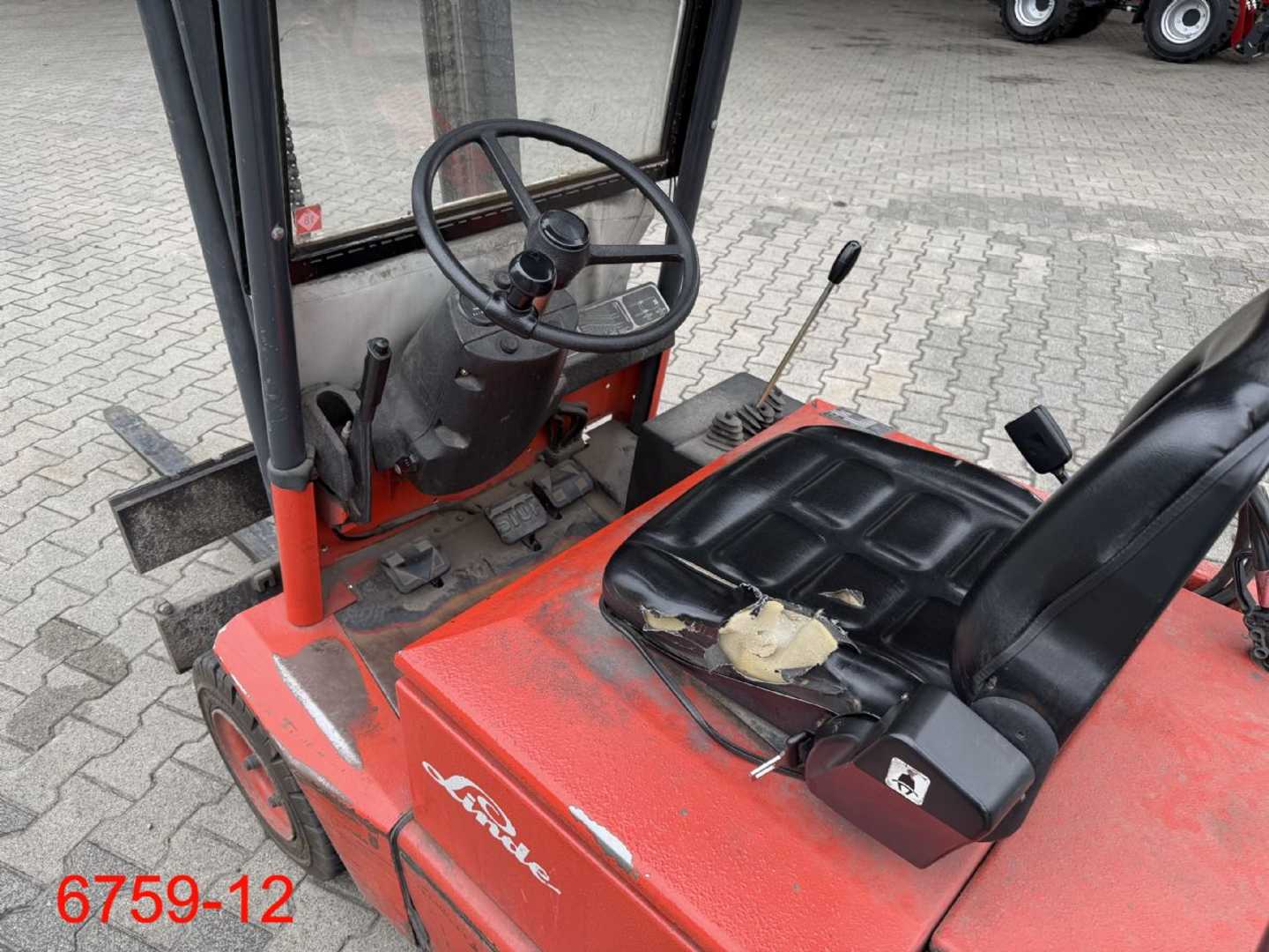 Used Forklift Linde E 15 3 riteņu dakšu iekrāvējs (Image 10) Used Forklift Linde E 15 3 riteņu dakšu iekrāvējs (Image 10)