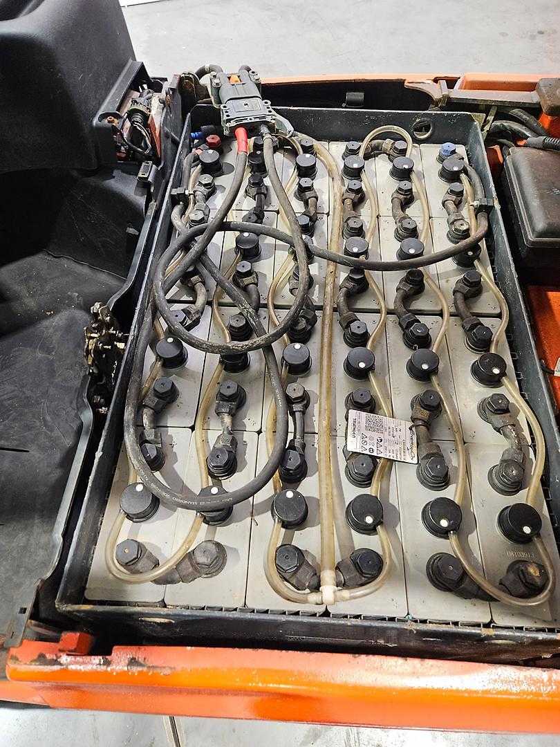 Used Forklift Linde E16C 3 riteņu dakšu iekrāvējs (Image 7)