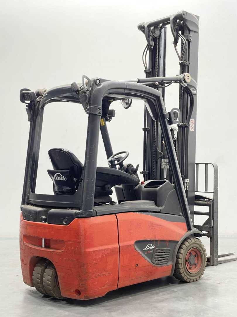 Used Forklift Linde E15-02-386 3 riteņu dakšu iekrāvējs (Image 2)