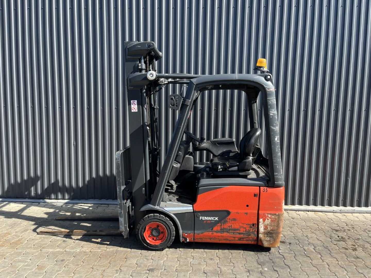 Used Forklift Linde E15-02 3 riteņu dakšu iekrāvējs (Image 2)