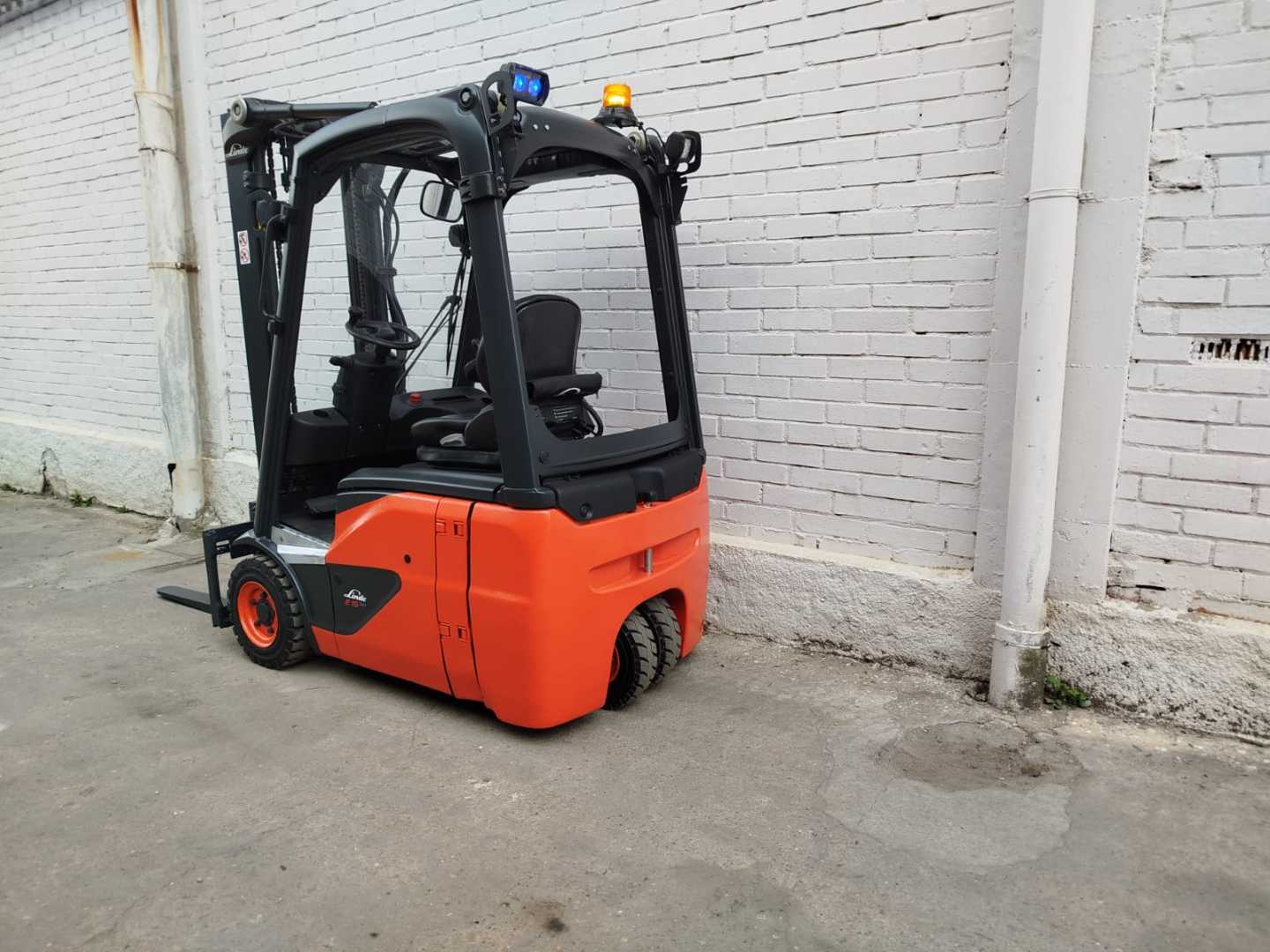 Used Forklift Linde E15-02 EVO 3 riteņu dakšu iekrāvējs (Image 3)