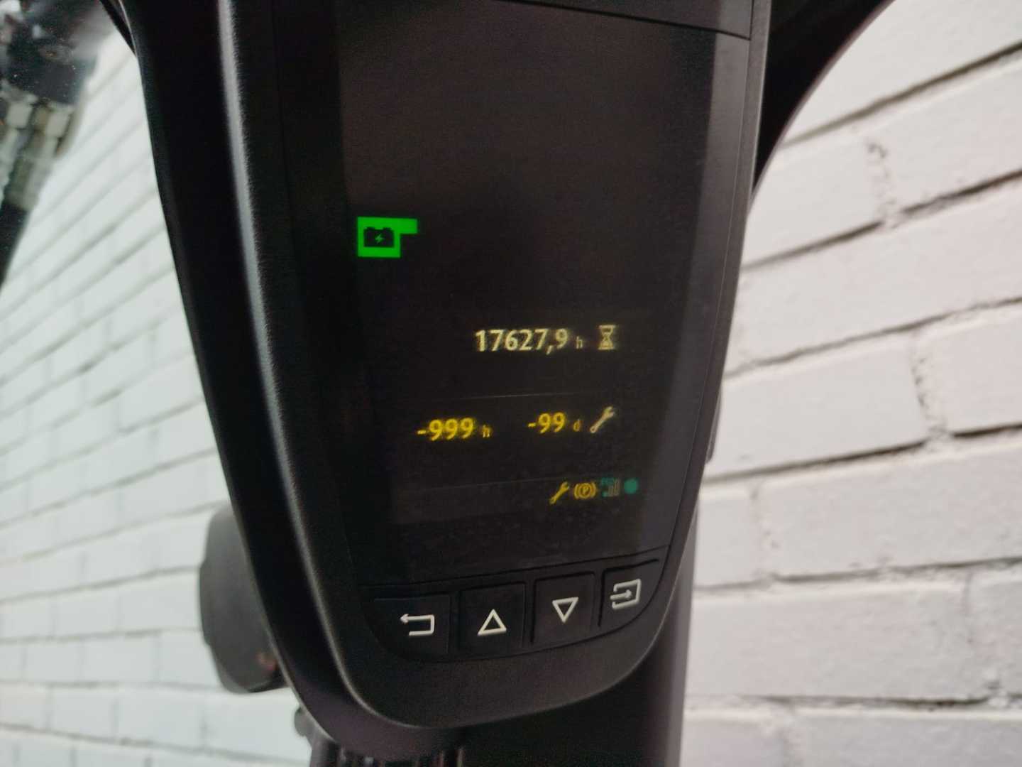 Used Forklift Linde E15-02 EVO 3 riteņu dakšu iekrāvējs (Image 9)