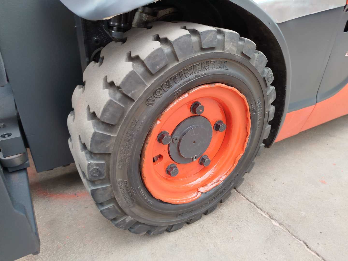 Used Forklift Linde E16C-02 EVO 3 riteņu dakšu iekrāvējs (Image 4) Used Forklift Linde E16C-02 EVO 3 riteņu dakšu iekrāvējs (Image 4)