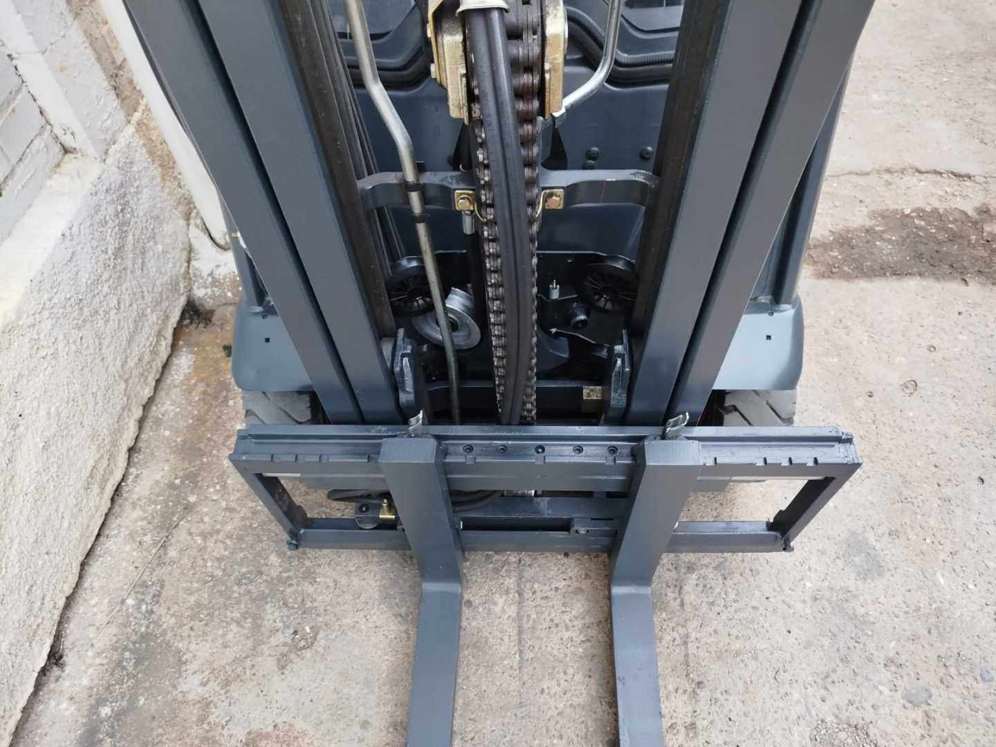 Used Forklift Linde E16 3 riteņu dakšu iekrāvējs (Image 5) Used Forklift Linde E16 3 riteņu dakšu iekrāvējs (Image 5)