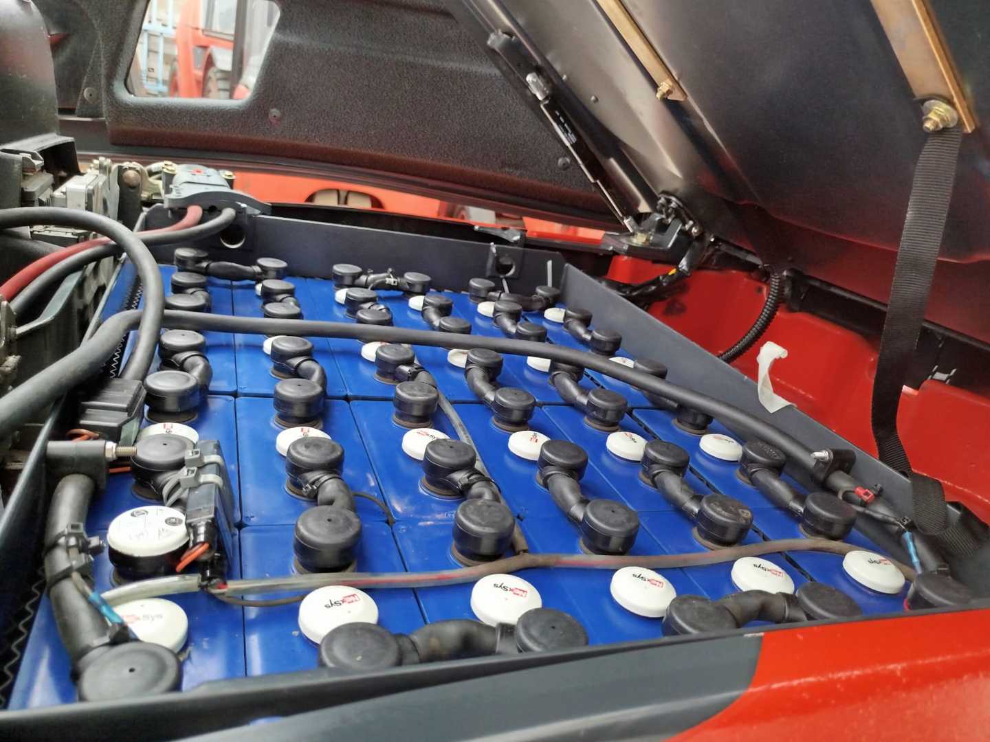 Used Forklift Linde E16-02 EVO 3 riteņu dakšu iekrāvējs (Image 10) Used Forklift Linde E16-02 EVO 3 riteņu dakšu iekrāvējs (Image 10)