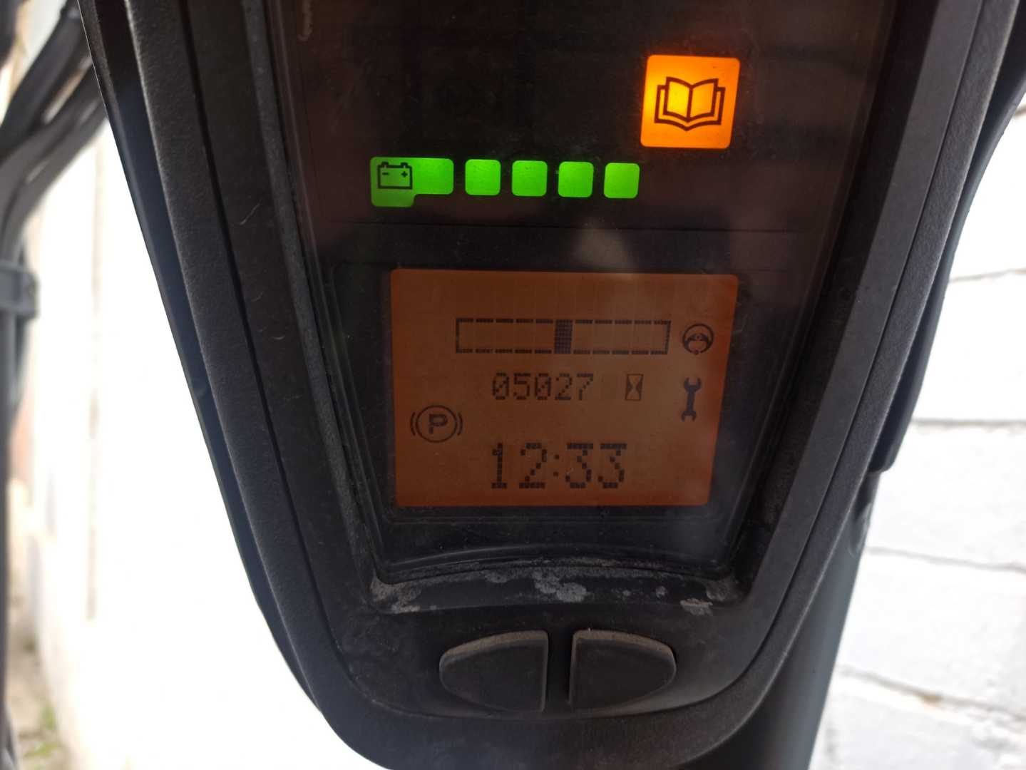 Used Forklift Linde E14-02 EVO 3 riteņu dakšu iekrāvējs (Image 9)