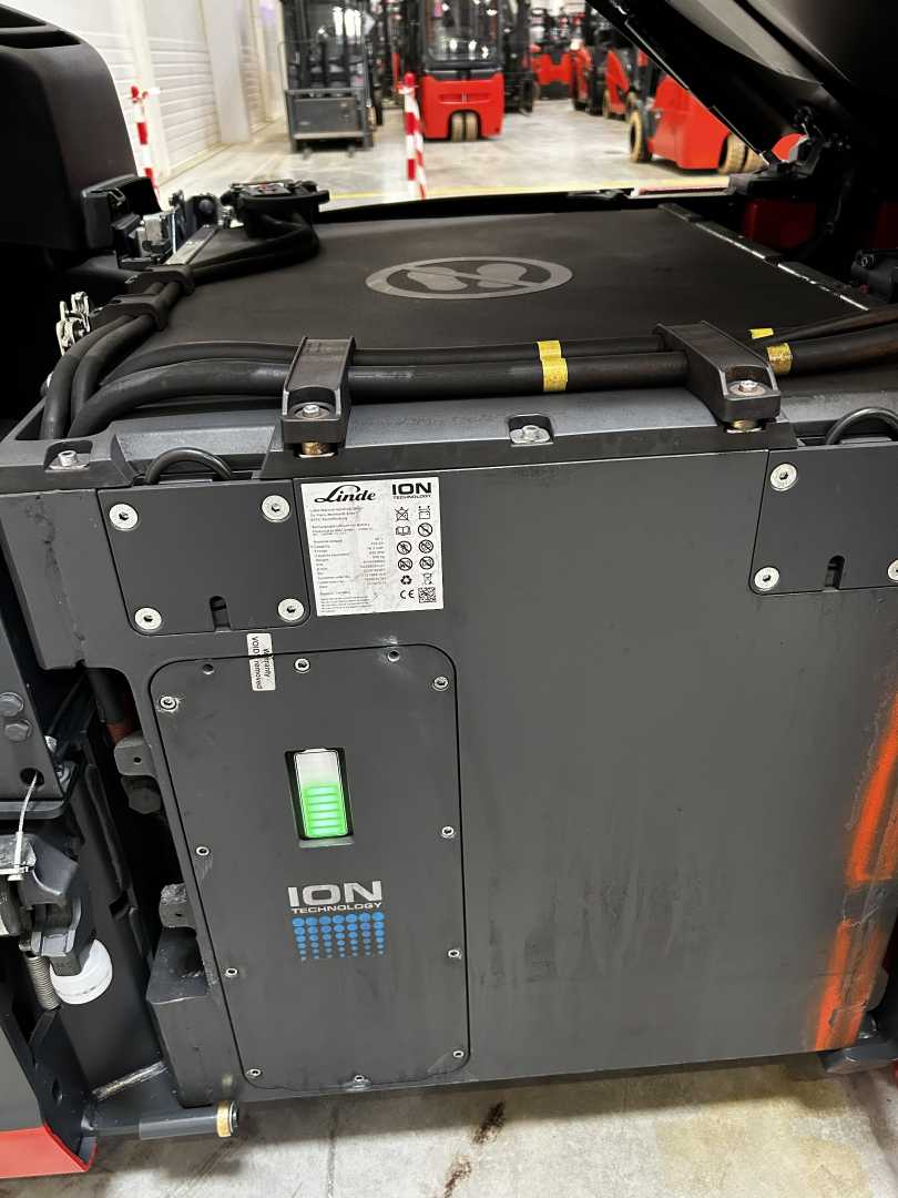 Used Forklift Linde E 18 EVO 3 riteņu dakšu iekrāvējs (Image 5) Used Forklift Linde E 18 EVO 3 riteņu dakšu iekrāvējs (Image 5)