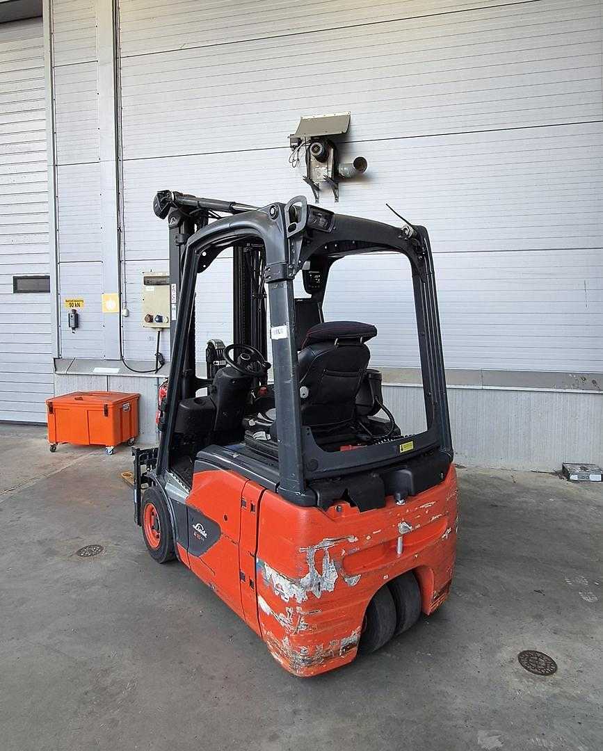 Used Forklift Linde E16C - 386 3 riteņu dakšu iekrāvējs (Image 2) Used Forklift Linde E16C - 386 3 riteņu dakšu iekrāvējs (Image 2)