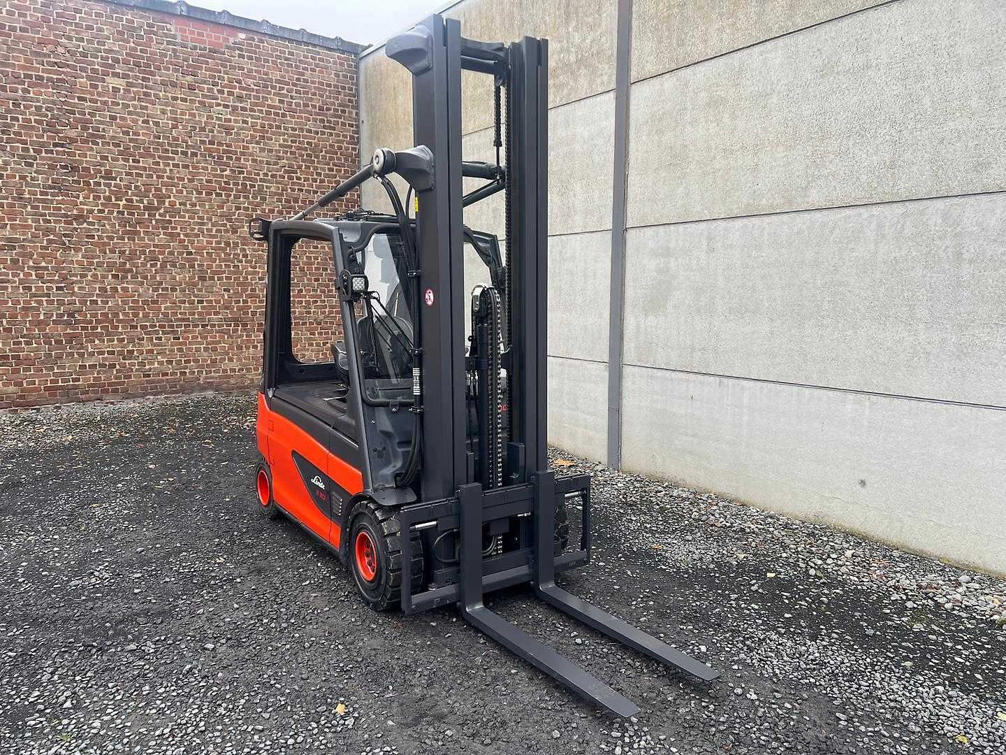 Used Forklift Linde E30L-01 3 riteņu dakšu iekrāvējs (Image 3)