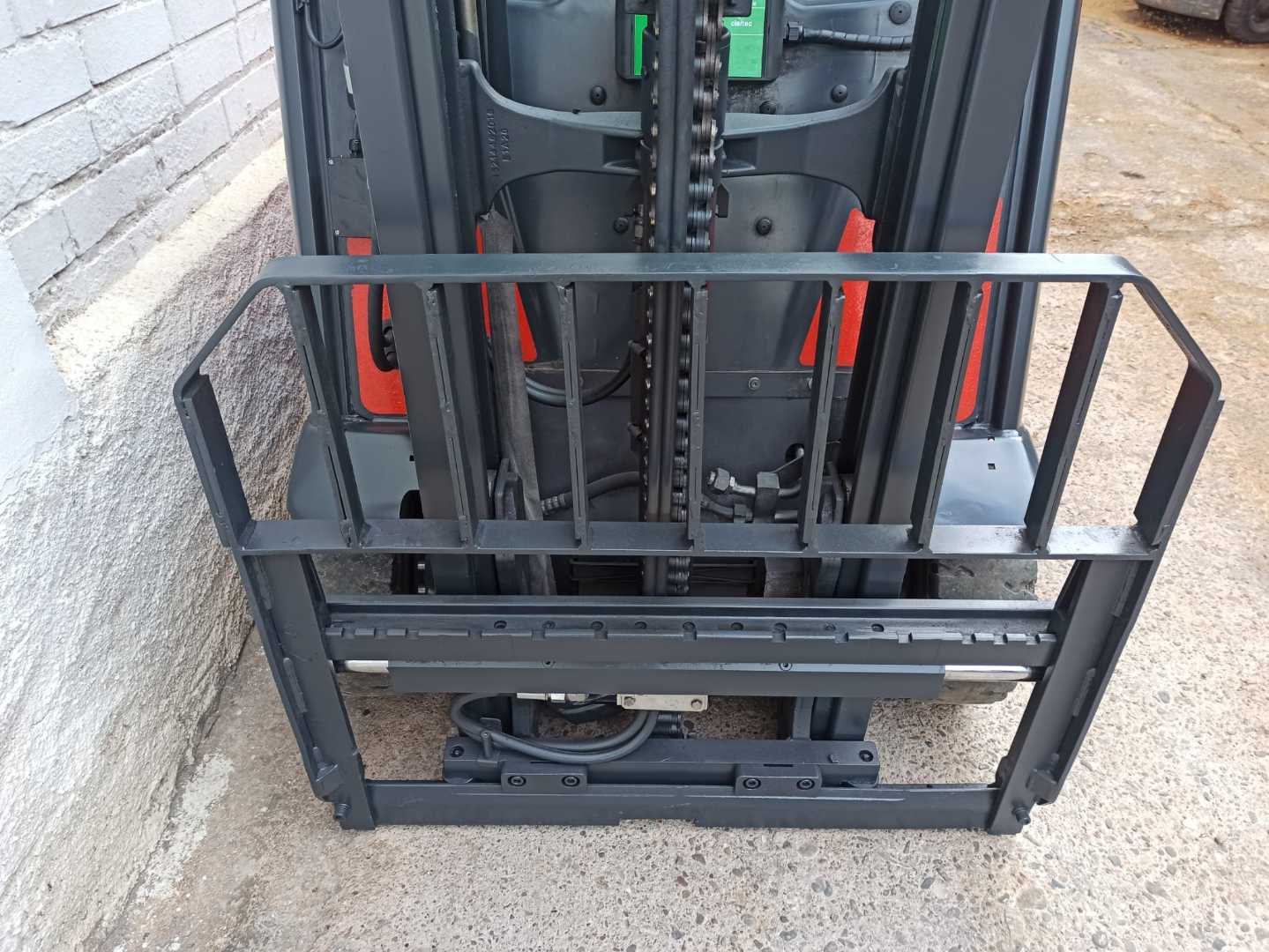 Used Forklift Linde E16H-02 EVO 3 riteņu dakšu iekrāvējs (Image 5)